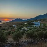 Goknar Knidos Nature Hotel And Farm (Adults Only) Bed and Breakfast 3*