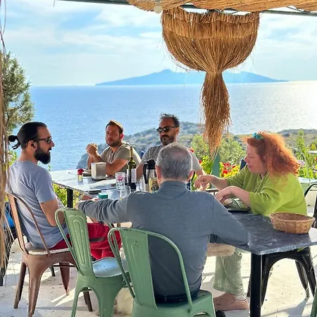 Goknar Knidos Nature And Farm (adults Only) Oda ve Kahvaltı 3*