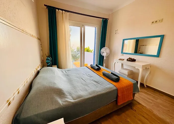 Oda ve Kahvaltı Goknar Knidos Otel 3*